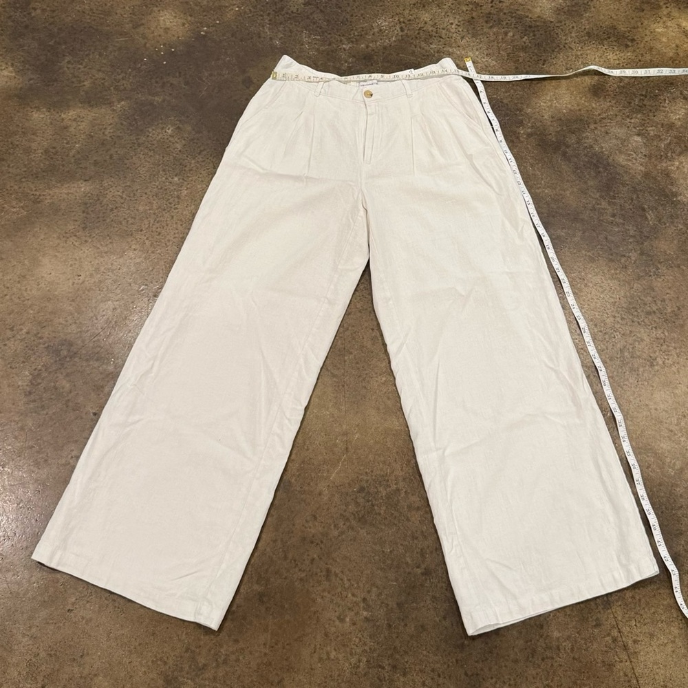 White linen wide leg trousers. Size 8. NWT